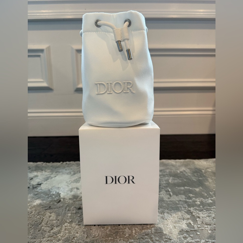 DIOR Beauty Cosmetic/Skincare
Pouch